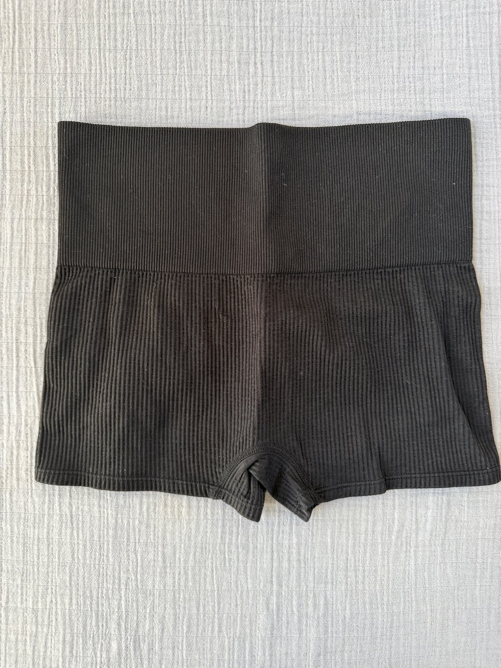 Colsie Black Ribbed High-Waist Micro Shorts EUC
